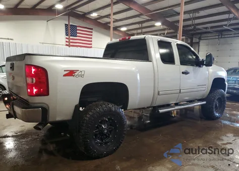 2010 Chevrolet Silverado K1500 Lt z USA, uszkodzony, nr VIN 1GCSKSE34AZ232759